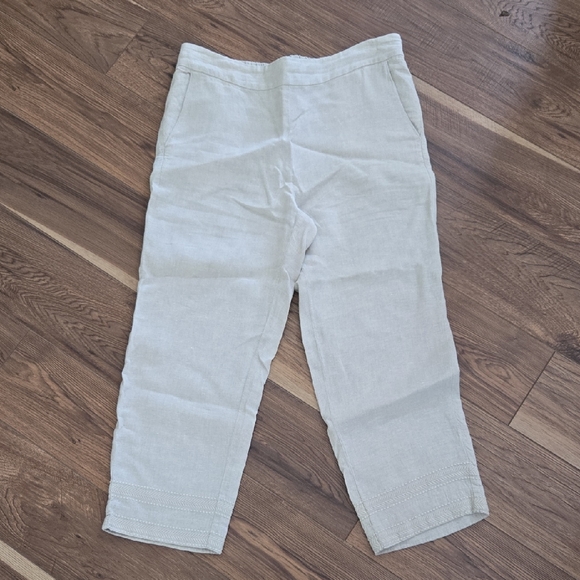 Chico's Pants - Chico's Cropped Slim Straight Pants — Light Taupe